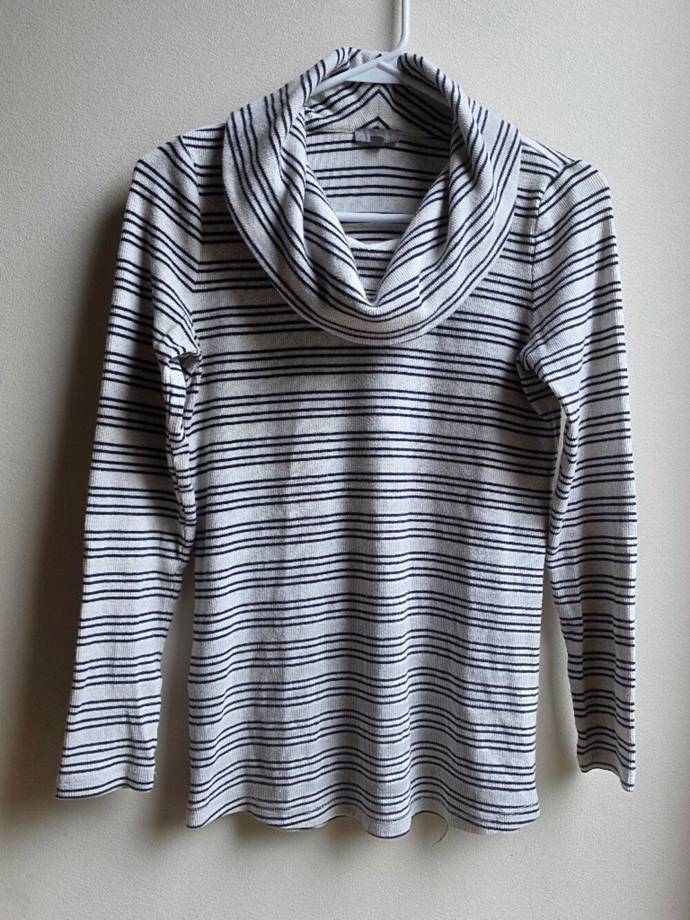 T By Talbots Black/Cream Double Striped Cowl Neck Jersey Size Small